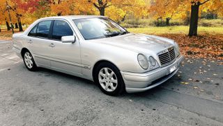 Mercedes-Benz E 200 1996 AVANTGARDE