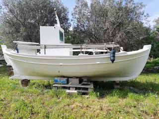 Τρεχαντήρι - Αλιευτικό 2000 ψαροκάικο