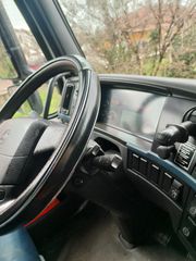 Volvo 2009 FH13-thumb-7