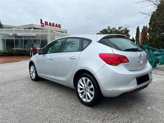 Opel Astra 2015 1.6 CDTI-thumb-6