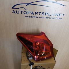 Toyota auris 12-
