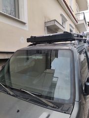Σχάρα αυτοκινήτου με μπάρες led