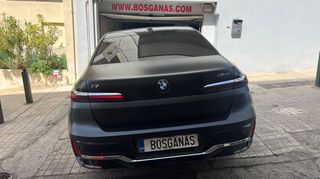 Bmw i7 2024 Bmw i7 M70 xDrive Sedan Series	G70 Bosganas-thumb-3
