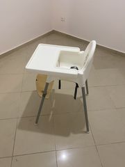 Πωλείται καρεκλάκι φαγητού ΜΕ υποπόδιο