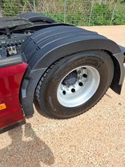 Volvo 2016 FH 13 500-thumb-12