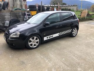 Volkswagen Golf 2004 5 TDI TURBO DIESEL-thumb-5
