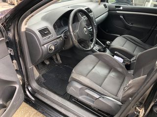 Volkswagen Golf 2004 5 TDI TURBO DIESEL-thumb-6