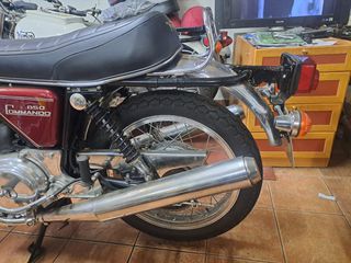 Norton Commando 1974-thumb-2