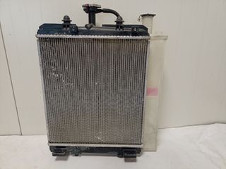 Ψυγείο με βεντιλατέρ από Toyota AYGO - CZ422175-3582 16360-0Q021