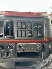 Volvo 2009 FH16580-thumb-6