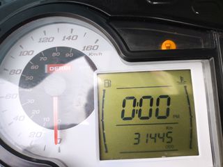 Aprilia SportCITY 300 2011-thumb-2