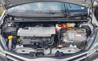 Toyota Yaris 2016 HYBRID AUTOMATIC NAVI CAMERA-thumb-27