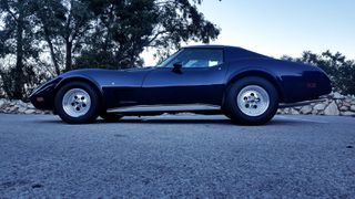 Corvette C3 1977 Stingray T Top-thumb-8