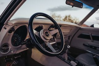 Corvette C3 1977 Stingray T Top-thumb-12