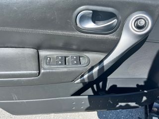 Renault Megane 2008-thumb-8