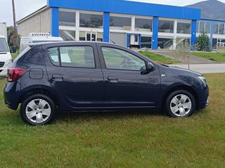 Dacia Sandero 2018 Automatic-thumb-8