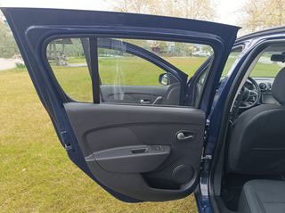 Dacia Sandero 2018 Automatic-thumb-11