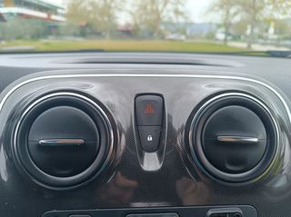Dacia Sandero 2018 Automatic-thumb-29