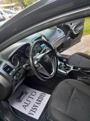 Opel Insignia 2010-thumb-10