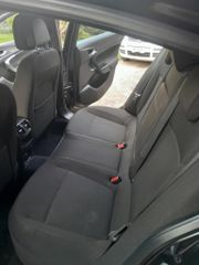 Opel Insignia 2010-thumb-14