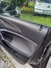 Opel Insignia 2010-thumb-18