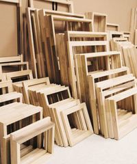 Τελαρόξυλα σε ποικίλες διαστάσεις.