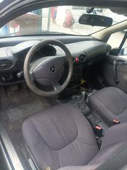 Mercedes-Benz A 160 2000-thumb-6