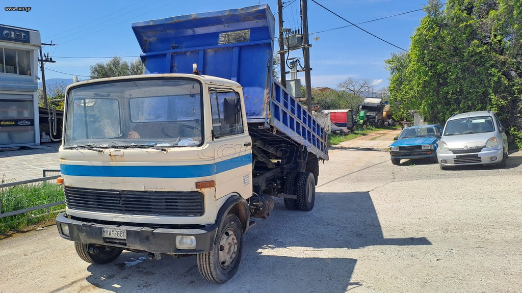 Ανατροπή Mercedes-Benz 1987 813