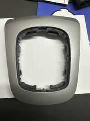 AUDI Q3 8U ΠΛΑΙΣΙΟ  ΛΕΒΙΕ ΤΑΧΥΤΗΤΩΝ ΜΕ ΚΩΔΙΚΟ 8U0864261P