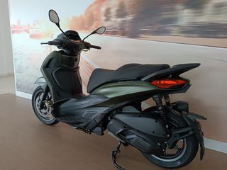 Piaggio Beverly 310 2026 S-thumb-4