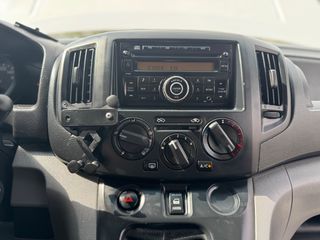 Nissan NV 200 2011 VAN 1.5 DCI 110-thumb-13