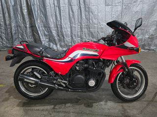 Kawasaki GPZ 750 1988 (ΚΑΡΧΑΡΙΑΣ)