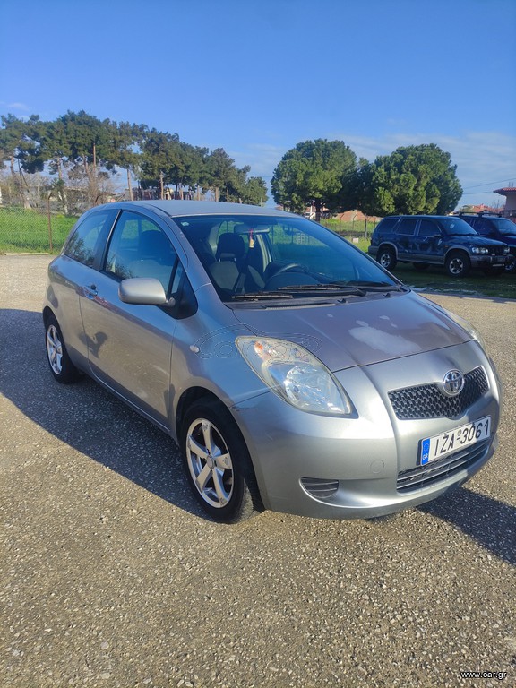 car-gr-toyota-yaris-2006