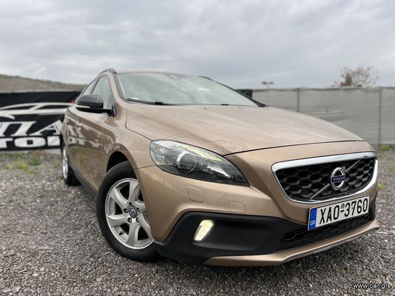 Volvo V40 Cross Country 2014 Cross Country.  *cruise control*parktronic*