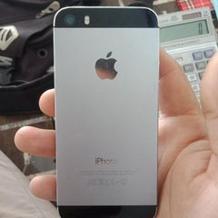 Apple iPhone 5S (16GB) Space Gray