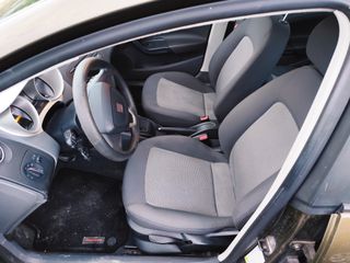 Seat Ibiza 2011 TSI-thumb-6