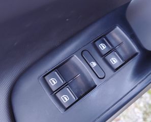 Seat Ibiza 2011 TSI-thumb-13
