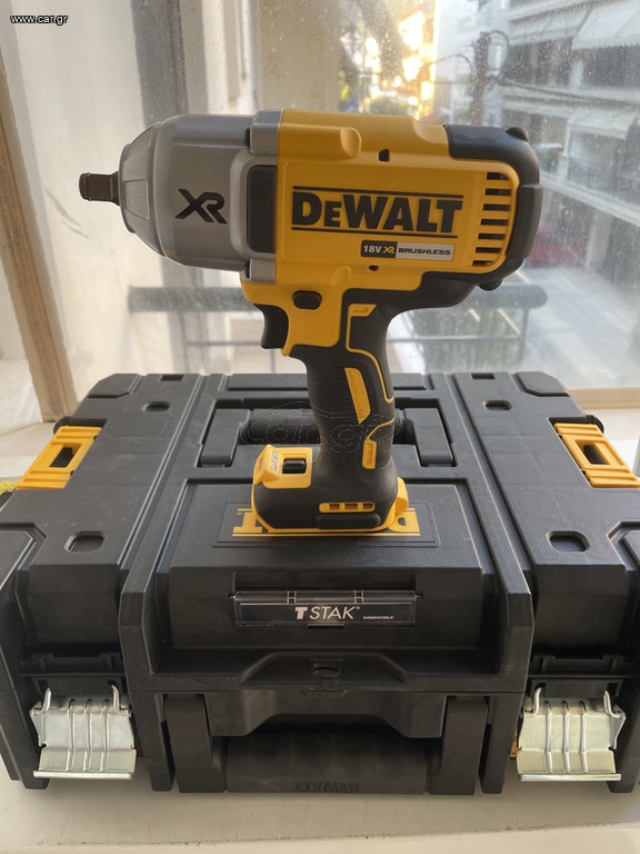 DEWALT