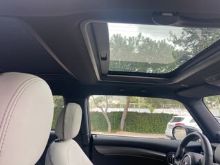Mini Cooper 2023 SE Young Trim Edition-thumb-22