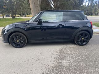 Mini Cooper 2023 SE Young Trim Edition-thumb-4