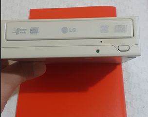 CD-DVD PLAYER