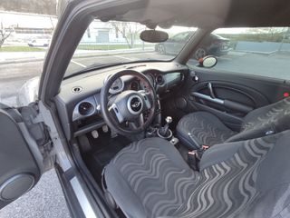 Mini Cooper D 2004 ONE D-4D-thumb-18