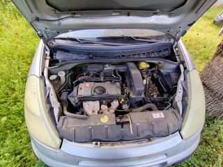 Citroen c3 pluriel 1.4-thumb-6