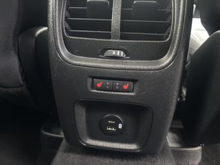 Ford Kuga 2021 Titanium-thumb-19