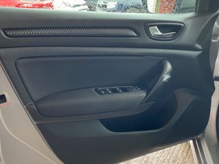 Renault Megane 2019 *ΑΥΤΟΜΑΤΟ * ΠΡΟΣΦΟΡΑ*-thumb-24