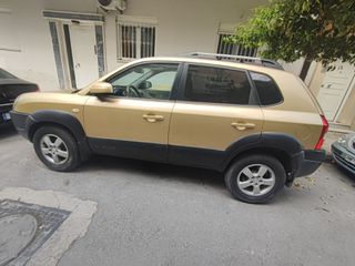 Hyundai Tucson 2004-thumb-3
