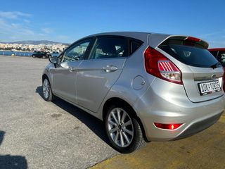 Ford Fiesta 2016-thumb-2