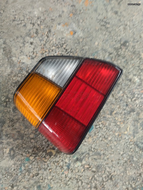 Πίσω φως πλευρά οδηγού vw golf 2