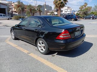 Mercedes-Benz C 180 2005-thumb-3