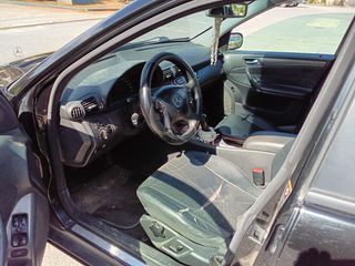 Mercedes-Benz C 180 2005-thumb-4